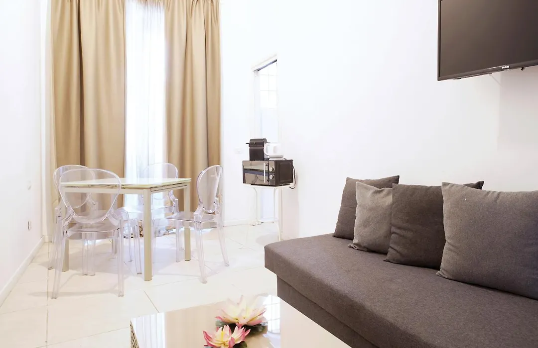 Smart Apartment Central Station-1