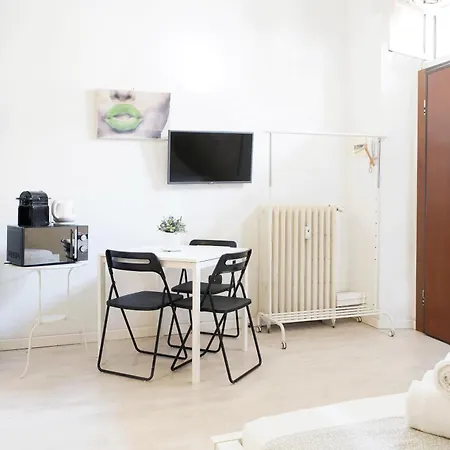 Smart Apartment Central Station-2