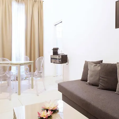 Smart Apartment Central Station-3